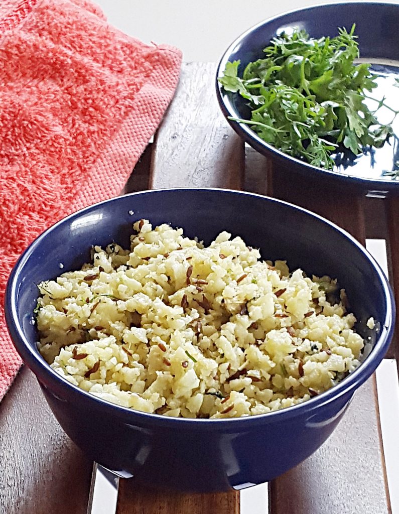 Breakfast Fried Cauliflower Rice {Paleo, Whole30, Keto} Low Carb Mexican Cauliflower Rice
