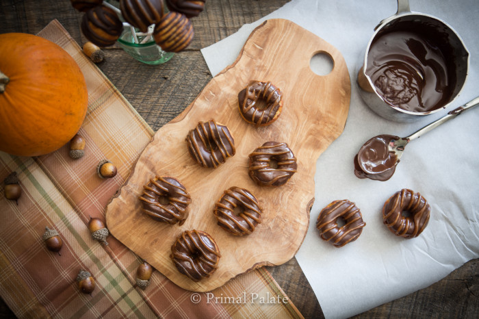 paleo pumpkin donuts