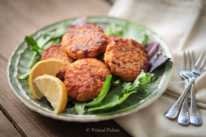 Paleo Salmon Cakes