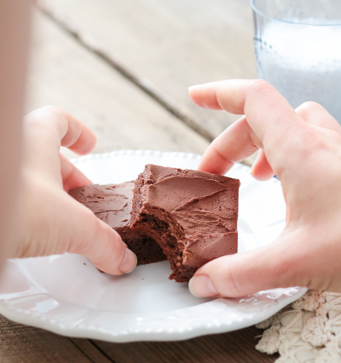 paleo-friendly brownies