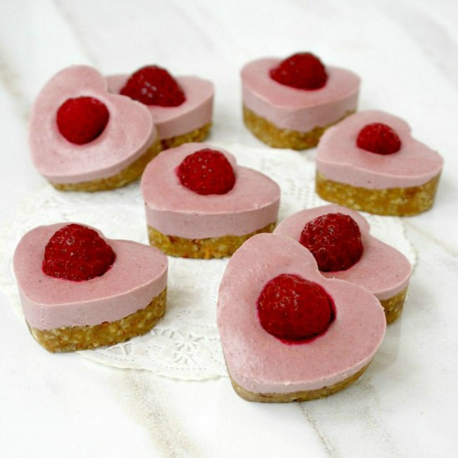 paleo cheesecake hearts