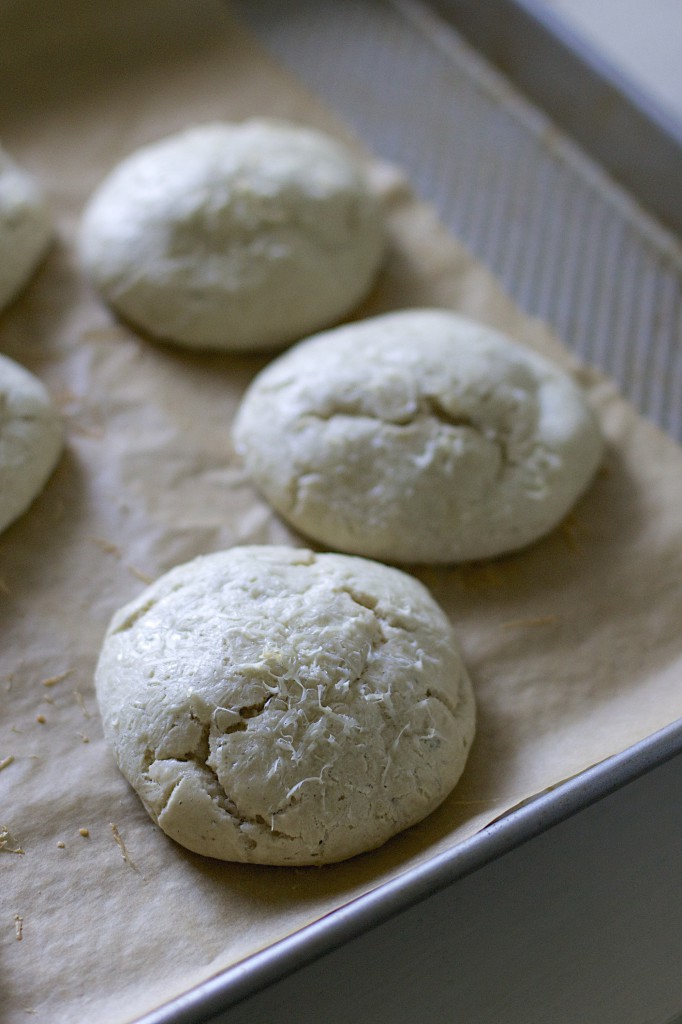 Paleo White fluffy Bread Rolls