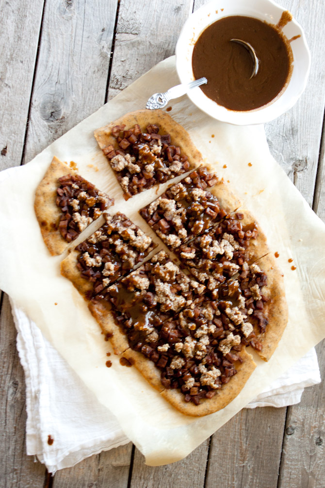 Paleo Apple Streusel Flatbread