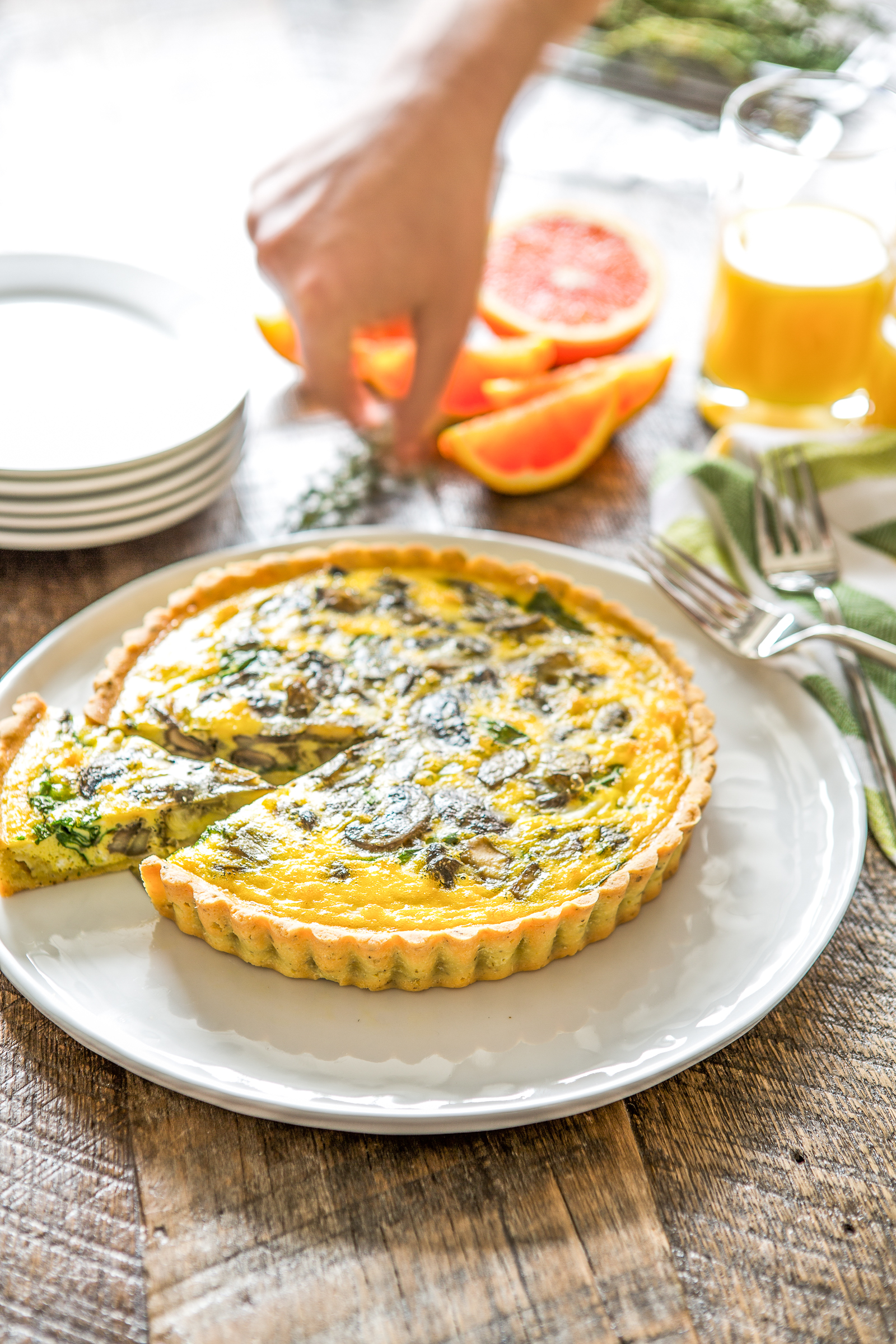 Try this Paleofriendly Quiche for your next brunch! Primal Palate