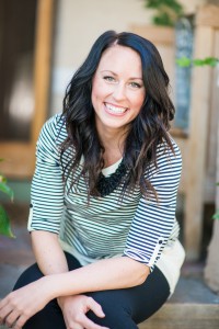 Head Shot:Juli Bauer